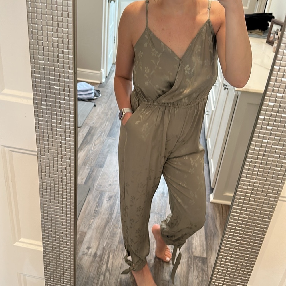 Umgee Olive Green Silky Jumpsuit Size Medium